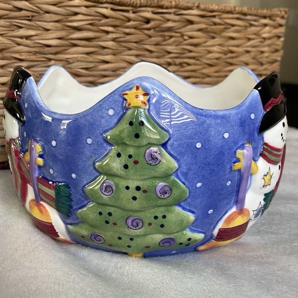 New In Box Sango Sweet Shoppe Christmas Serving Centerpiece Bowl Snowman - Picture 3 of 9